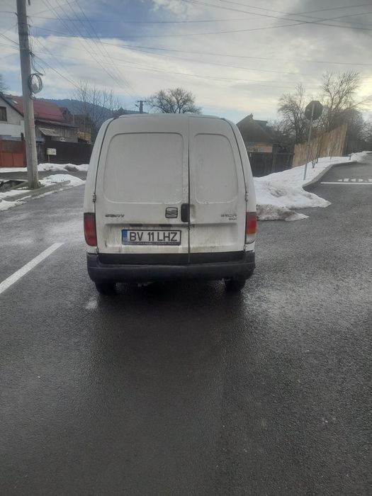 V ând Seat Inca 1.9 an 2003 taxe la zi