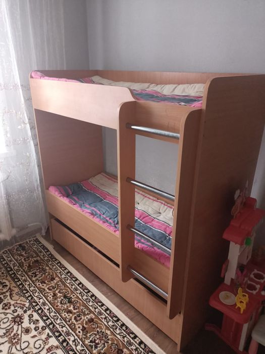 продам кровать срочно