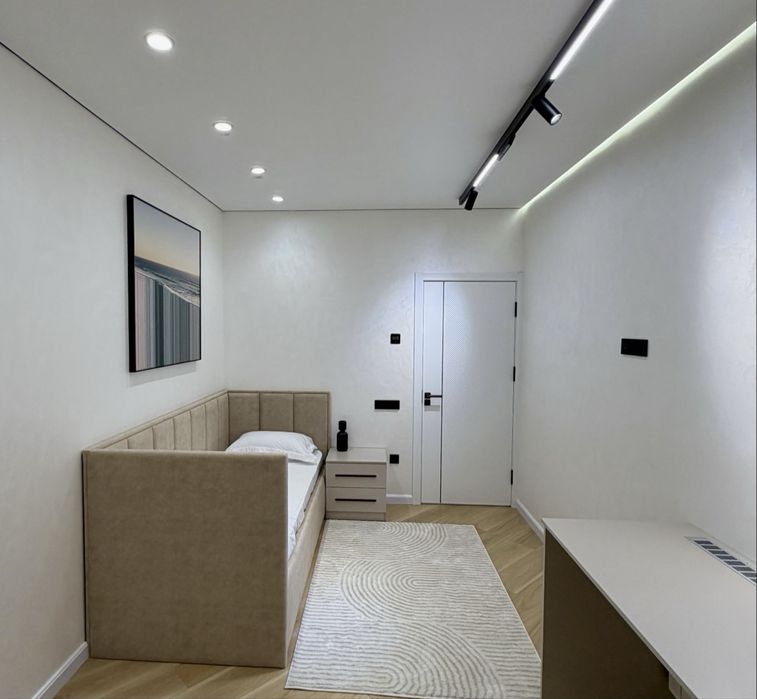 Продается 3х крмнатная квартира на ц1 с авторским ремонтом