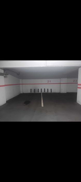 loc de parcare dublu la subsol iosia. strada lapusuli 21