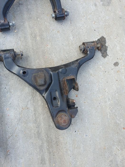 Brat articulati bascula față nissan navara brate.
