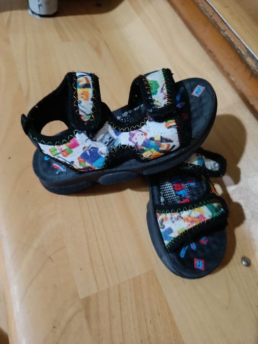 Сандалики 27 размер