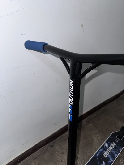 Trotineta scheme freestyle blazer pro outrun 2 fx white smoke