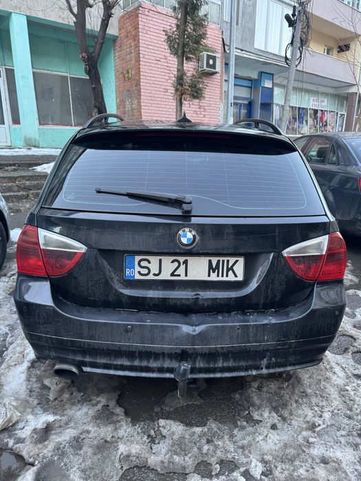 Bmw e91 2.0 manual 177