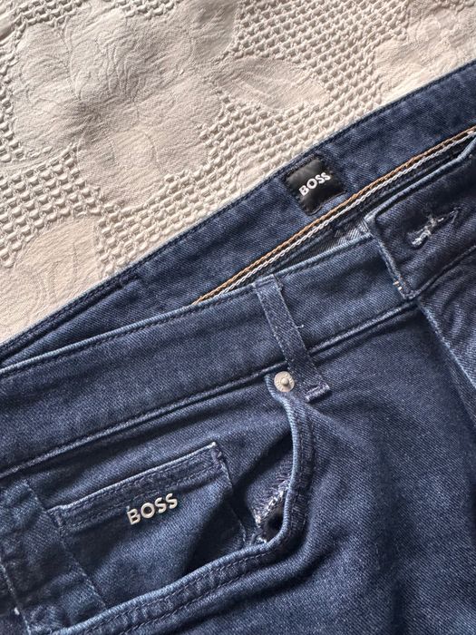 Продаю Джинсы BOSS