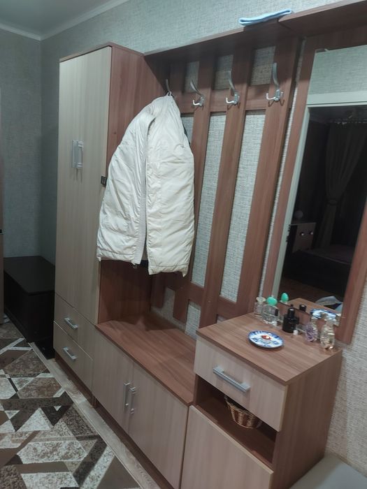 Продам мебель в прихожую