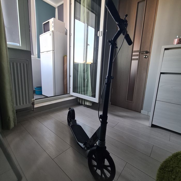 Vând trotineta Oxelo