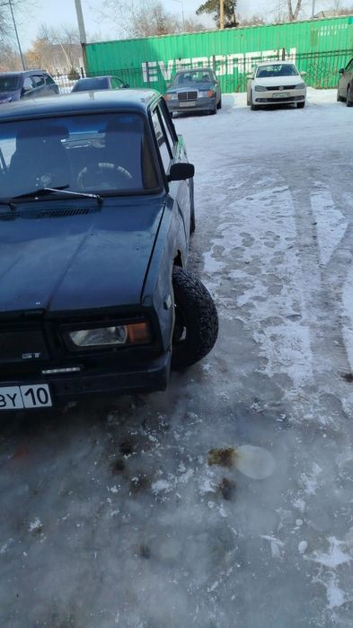 Корчь ваз 2107...