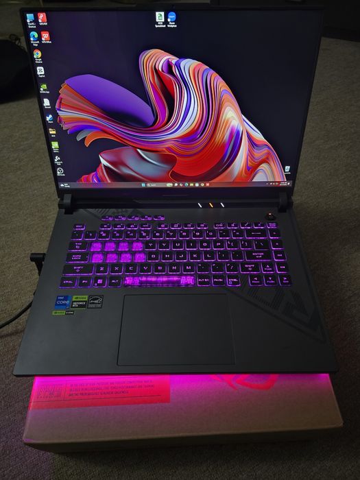 Laptop Gaming ASUS ROG Strix G16 – i7-13650HX / RTX 4050