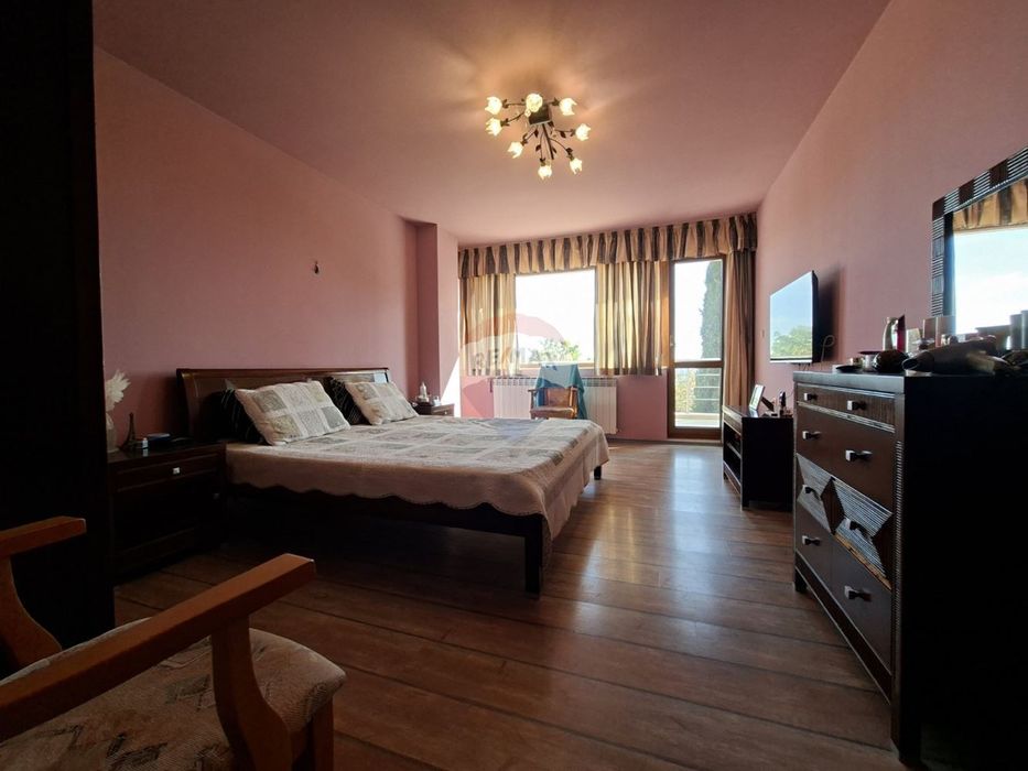 Хотел за продажба в к.к. Чайка, Варна, ТЕ