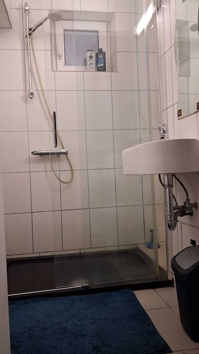 Inchiriez apartament  Sibiu Mihai Viteazul - Piata Aurel Vlaicu - orice perioada .