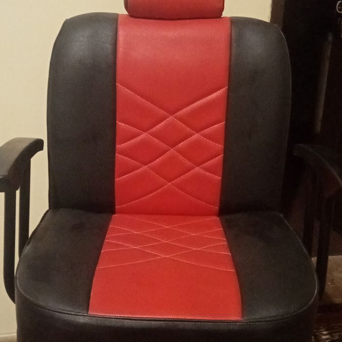 Salon uchun kreslo hali yangi