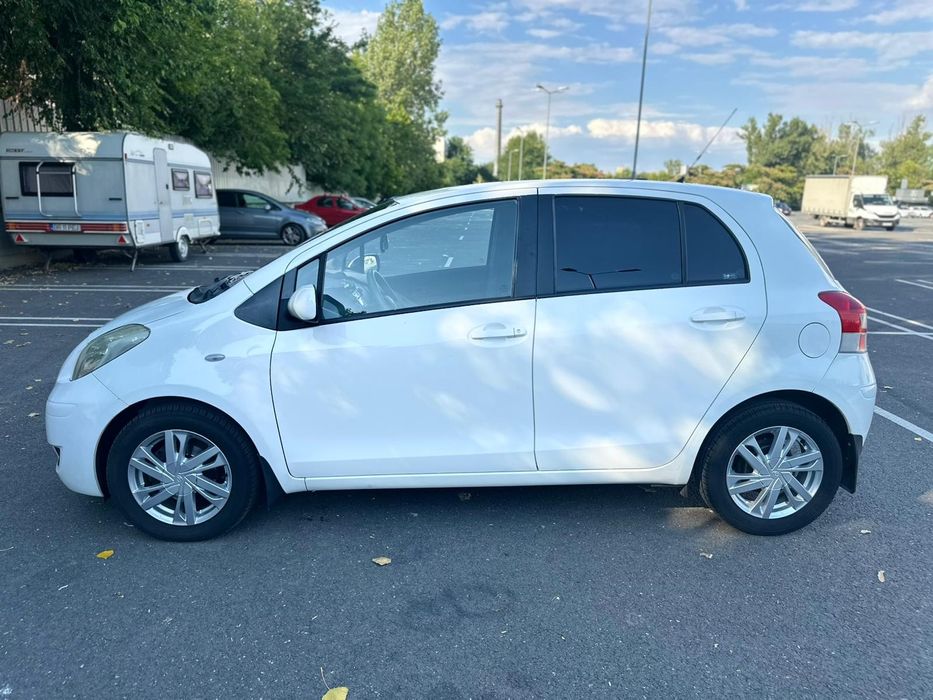 Vând ToYota  Yaris
