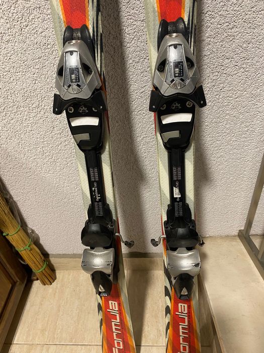 Ски обувки и ски