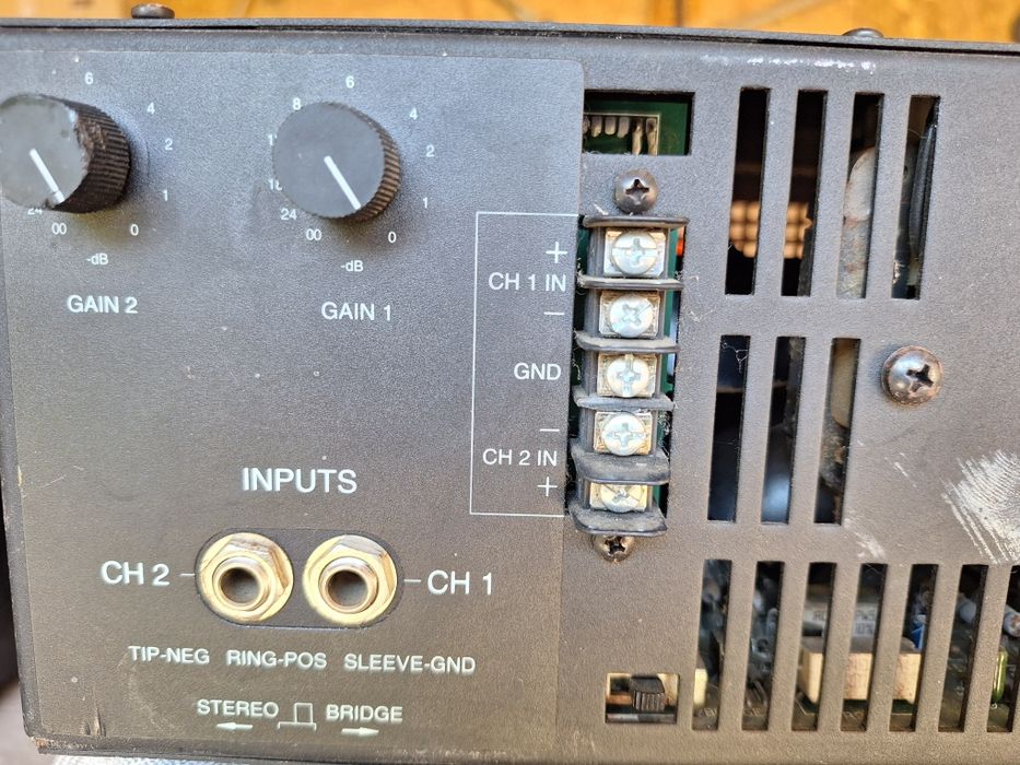 Amplificator putere QSC / USA 850