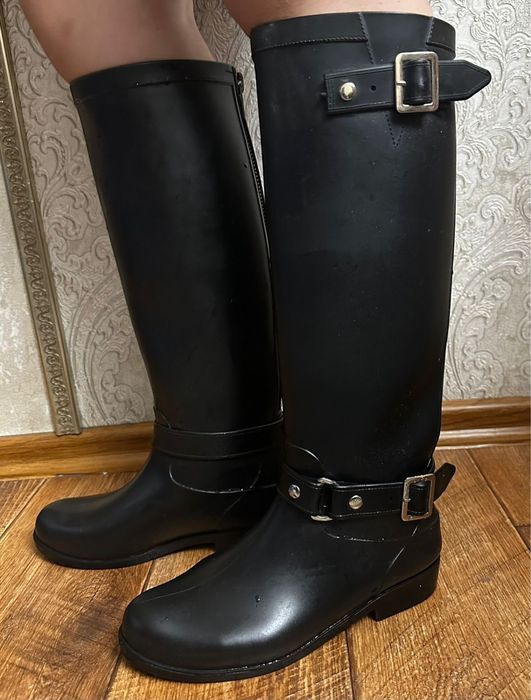 Резиновые сапоги