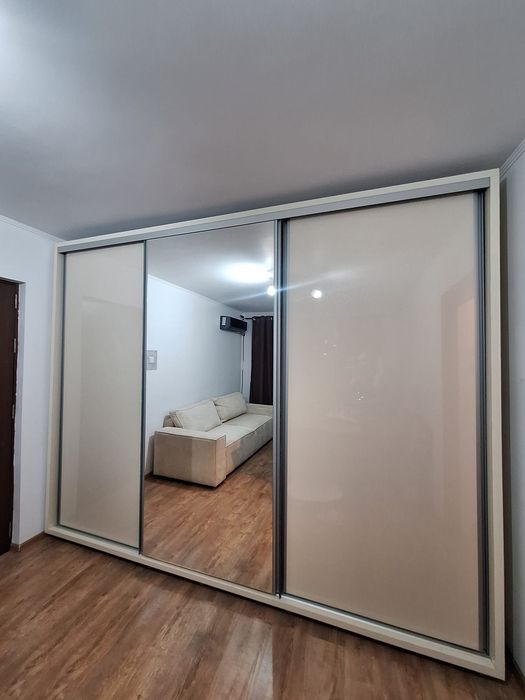 Apartament 3 camere semidecomandat