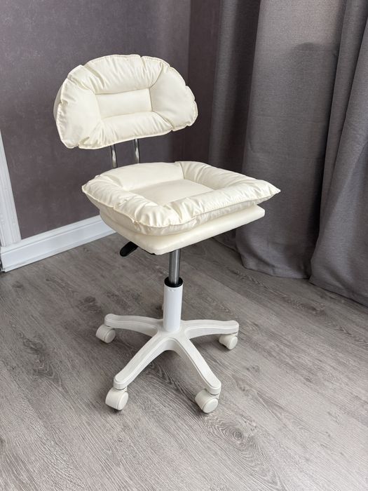 Продам стул компьютерный