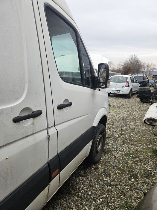 Usa dreapta fata Mercedes Sprinter W906 2010