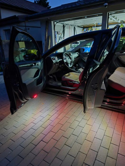 VOLKSWAGEN Jetta 2012 — imagine 3