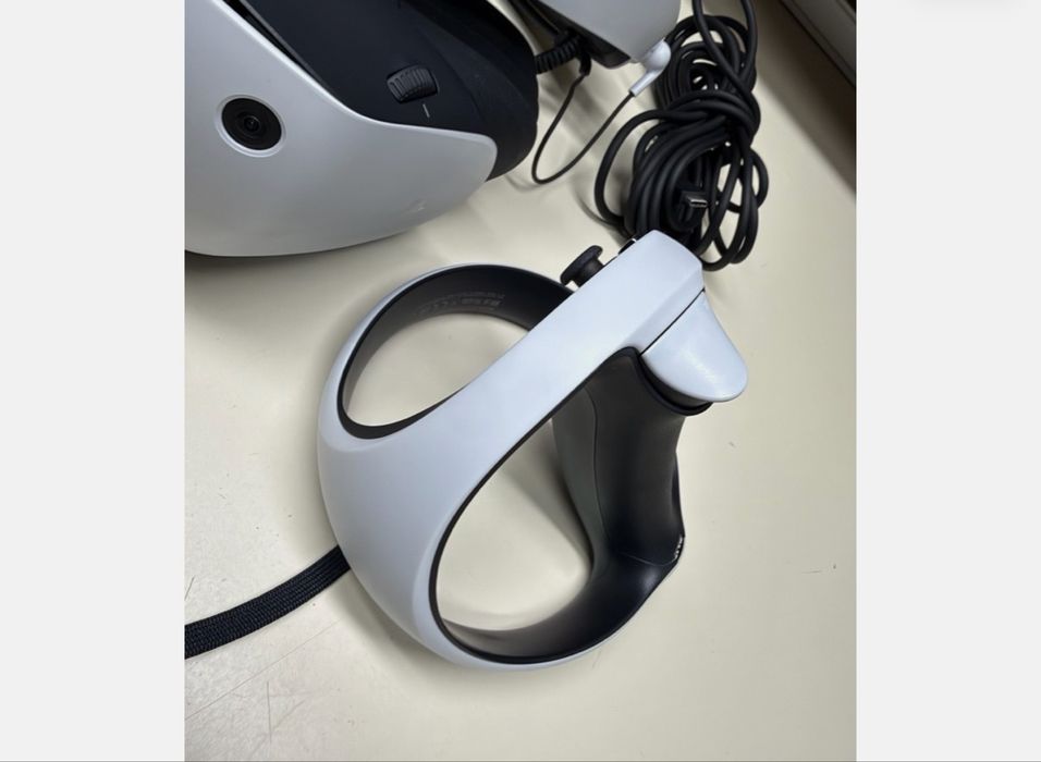 Продам виртуальные очки на playstation VR2