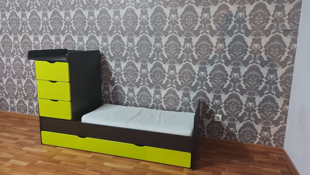 Продам кровать детскую трансформер