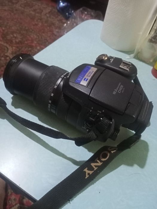Легендарный фотоаппарат. Soni R1.