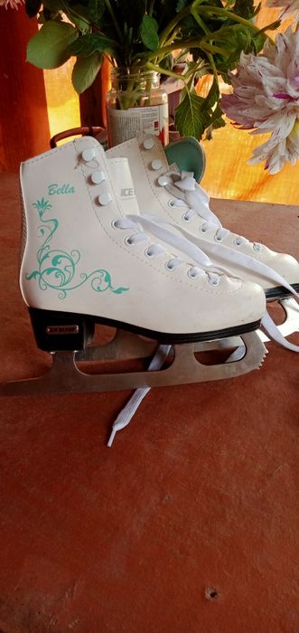 Коньки фигурные детские