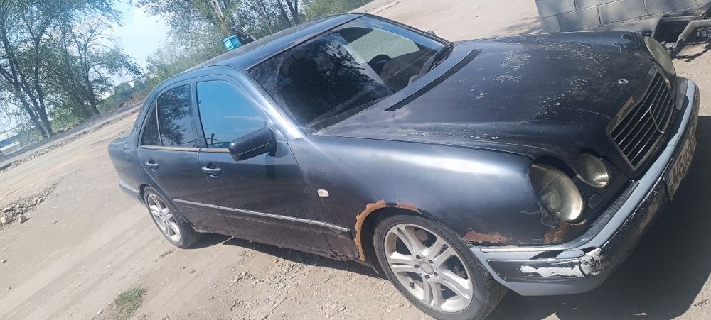 Продам Мерседес W210 3.2 МКПП