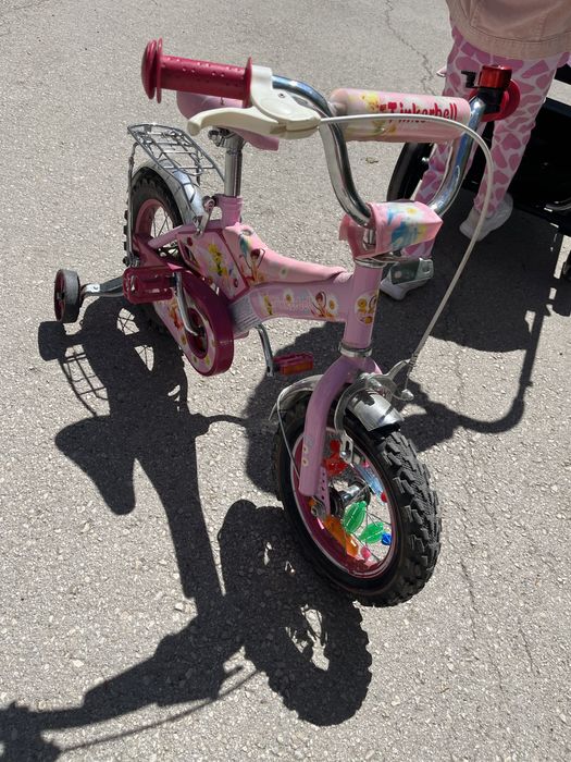 Продавам детско колело за момиченце