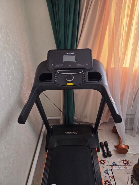 Продам беговую дорожку