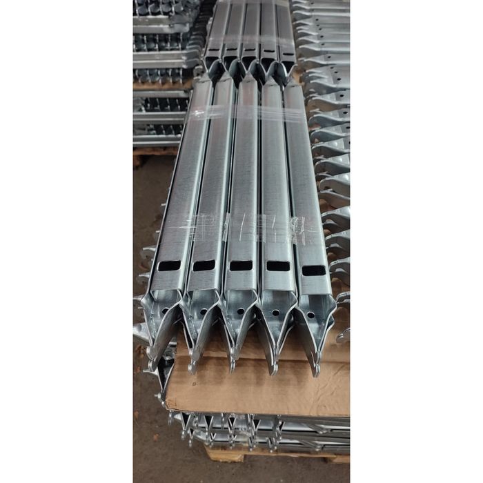 Montant zincat cu cioc 50cm - Spade - Bete pentru cofraje doka