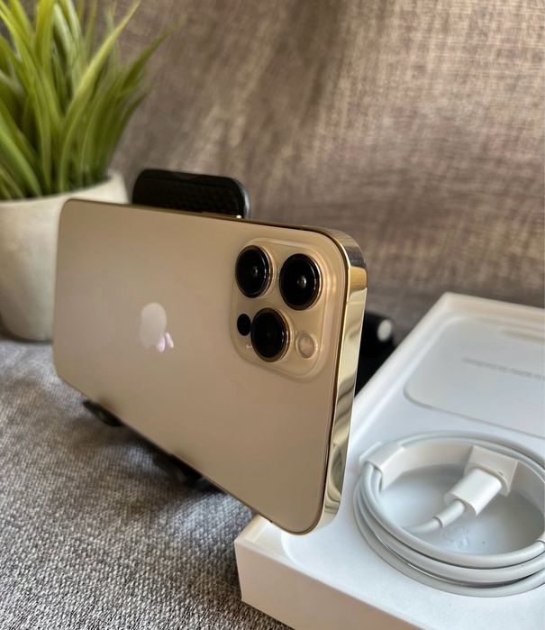 iPhone 12 PRO MaX • impecabil • Gold • 100% Bateria