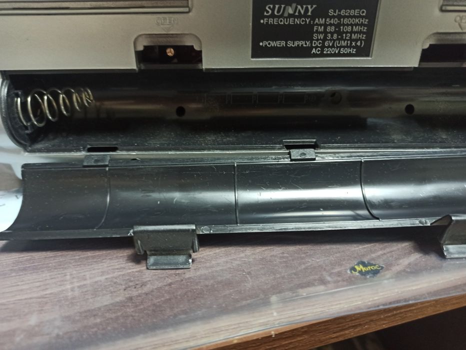 Продается магнитофон