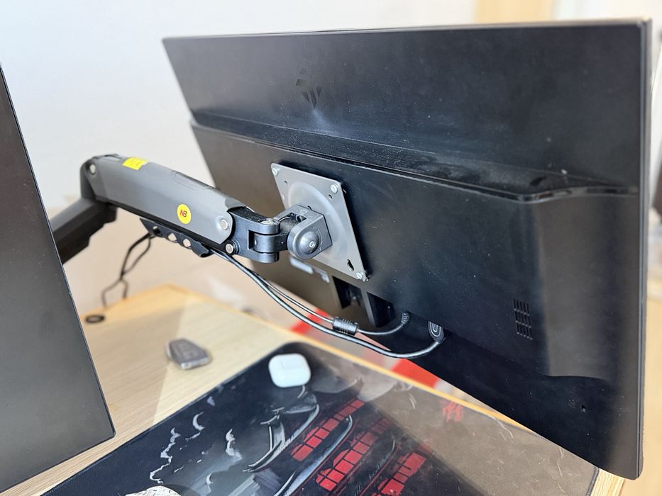 Монитор 27 дюймов