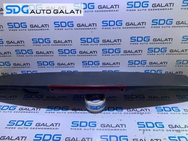 Eleron cu Lampa Tripla Stop Auxiliar Central Ford Focus 2 2004 - 2010 Cod 4M51-A44210-AJ 4M51A44210AJ