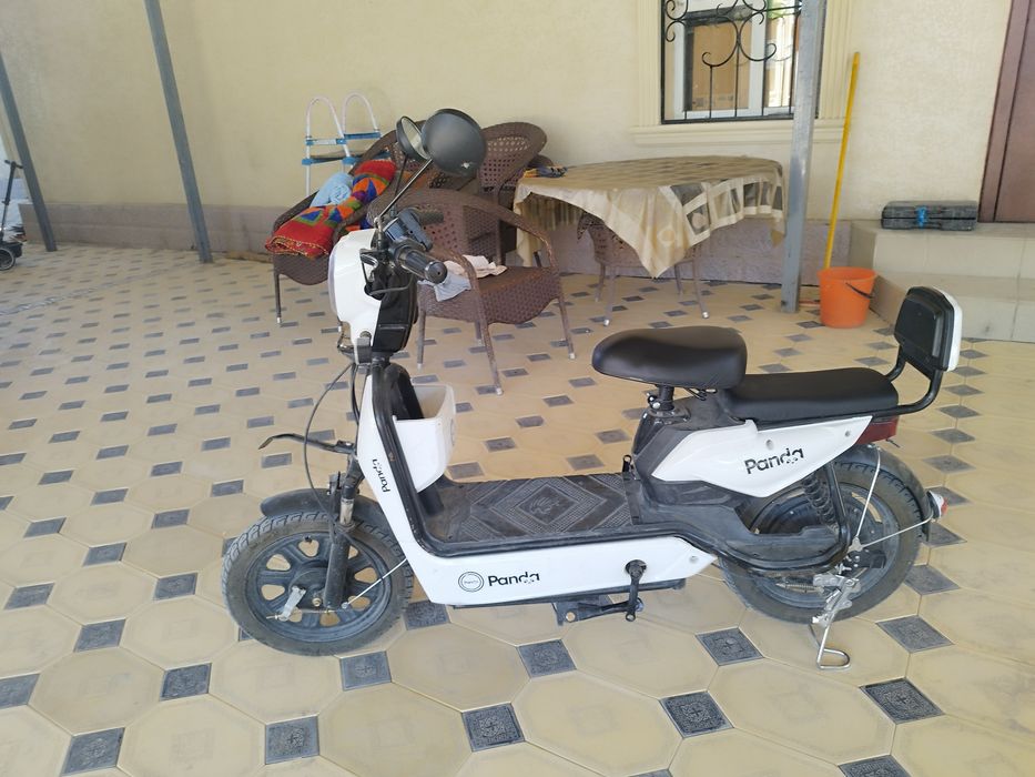 Продается электроскутер панда в нормальном состоянии