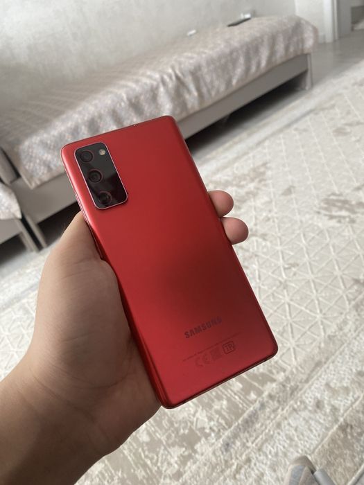 Самсунг с20фе. 128 гб. Идеал