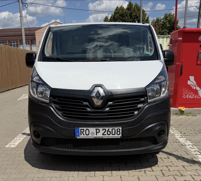 RENAULT Trafic
