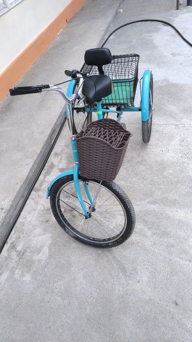 Velik sotiladi 3gʻildirakli yangi xamma joyi zoʻr.