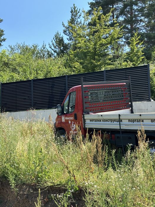 Метални врати и огради