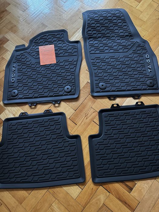 Чисто нови Оригинални Стелки VW Taigo