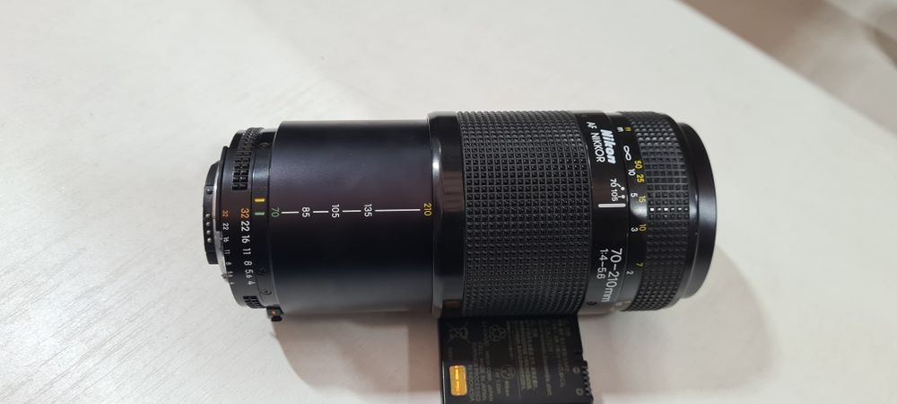 Aparat foto DSLR Nikon D3200 plus 2x obiective 70-210 si 18-55