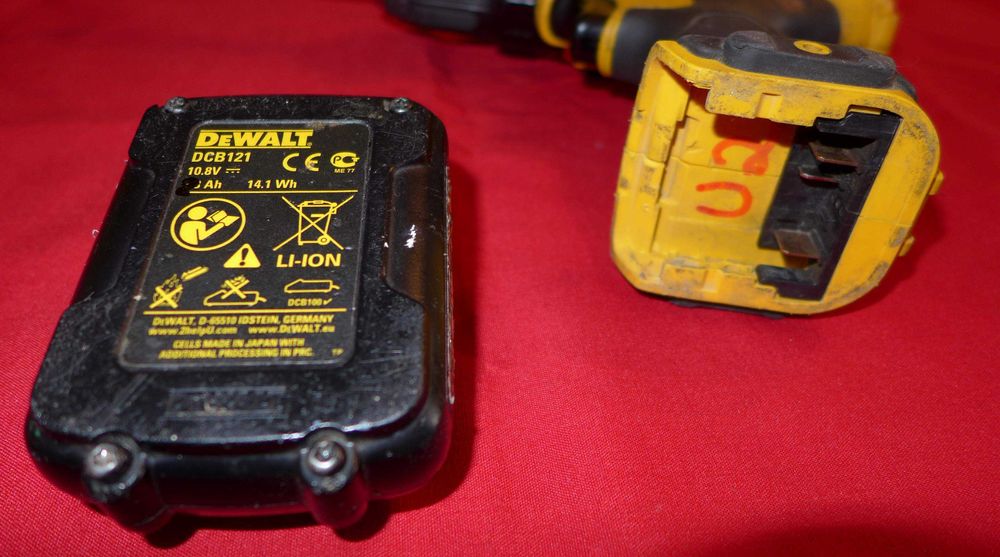 За ремонта на автомобила:100% работещи акумулаторни помощници