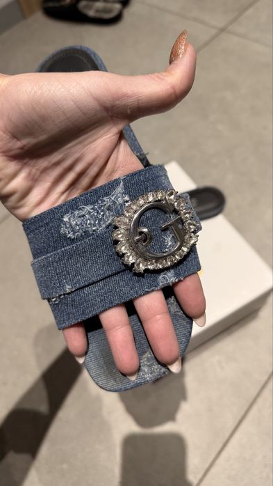 Чехли дънкови на Guess