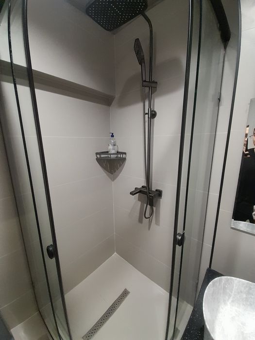 ВокзалОдин час3000 ночь13000