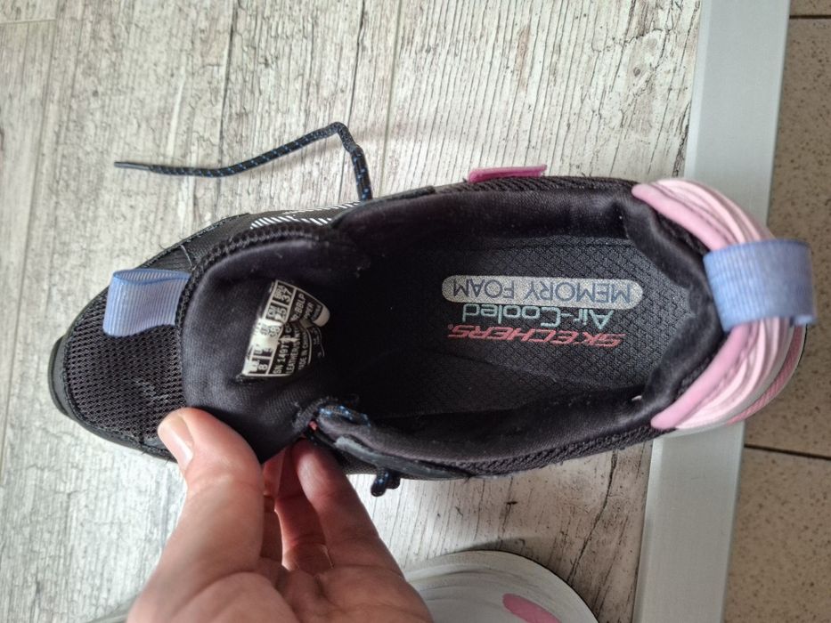 Skechers 38 номер