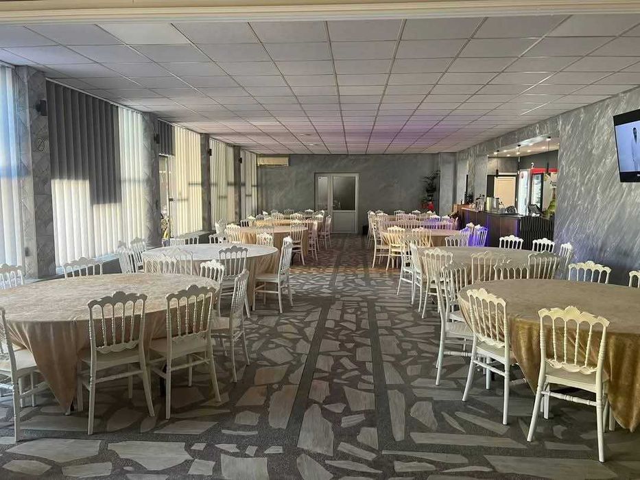 Цялостно обзавеждане на сватбени зали и ресторанти