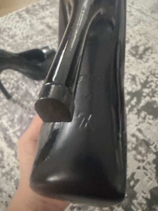 Pantofi Louis Vuitton originali nr 39