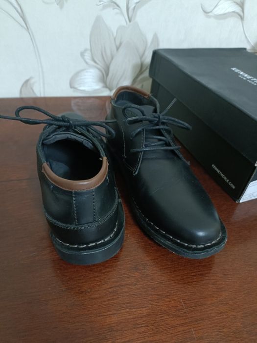 Кожаные туфли на мальчика